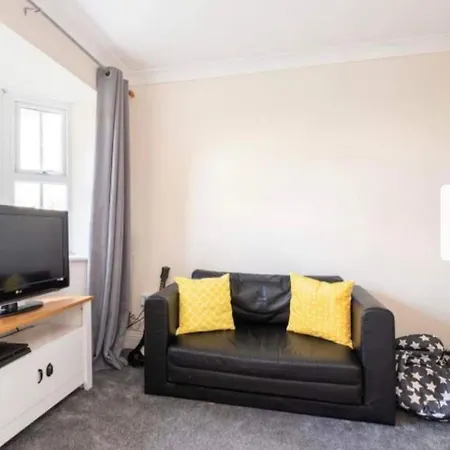 Beautiful Large Property, Sleeps 9 Walking Distance To The Sea , Beaches And Restaurants Fantastic Interior Lyme Regis Exterior photo