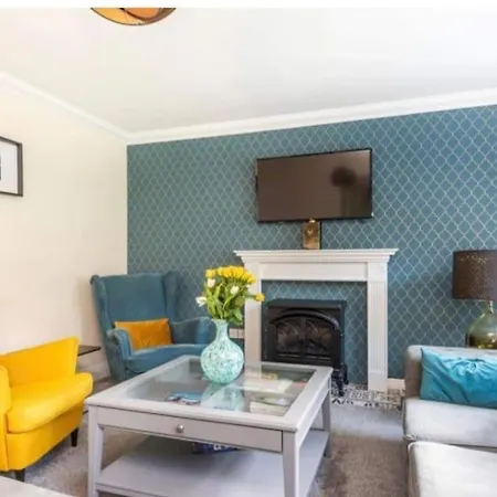 Beautiful Large Property, Sleeps 9 Walking Distance To The Sea , Beaches And Restaurants Fantastic Interior Lyme Regis Exterior photo
